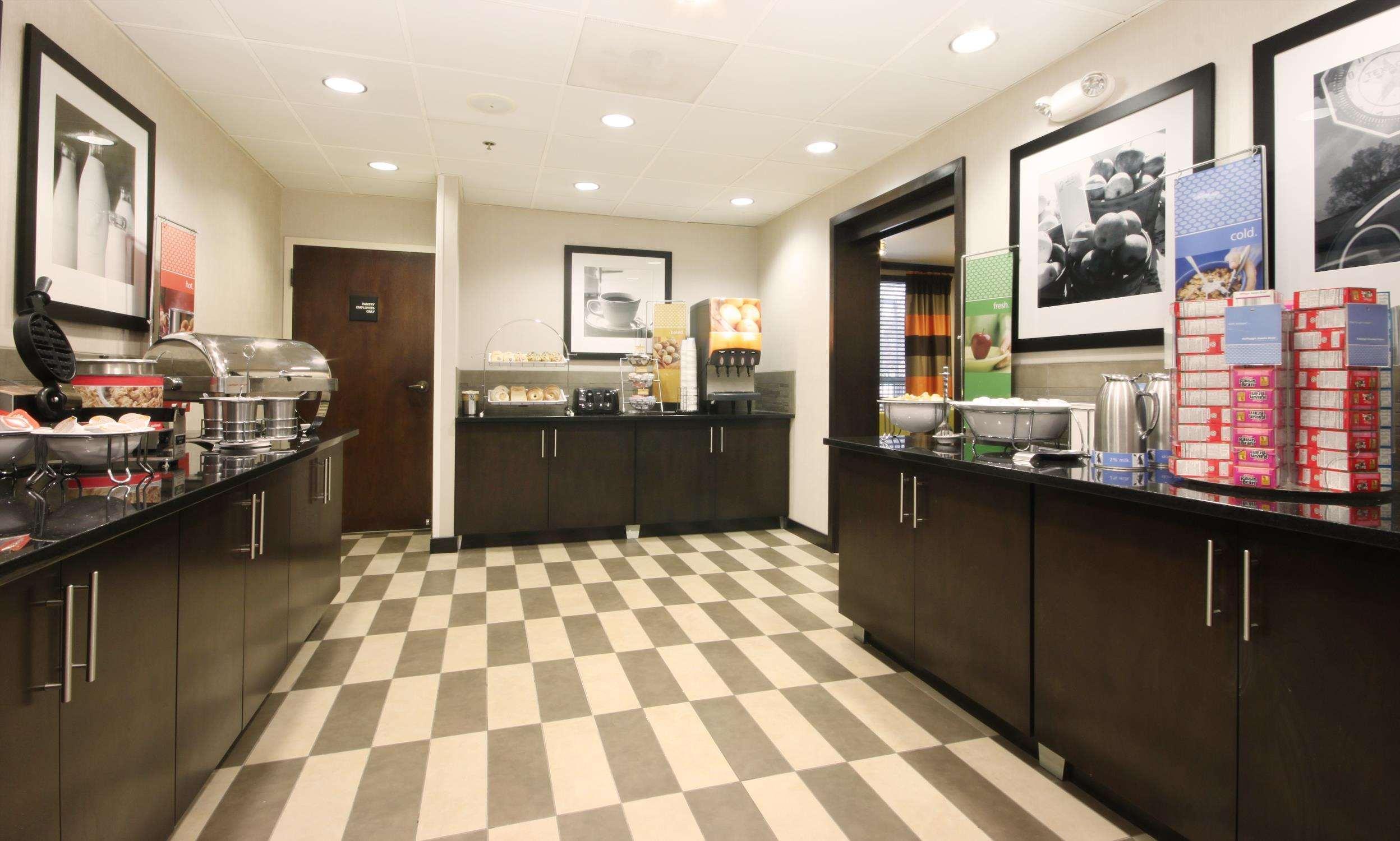 Hampton Inn Overland Park Restaurant billede